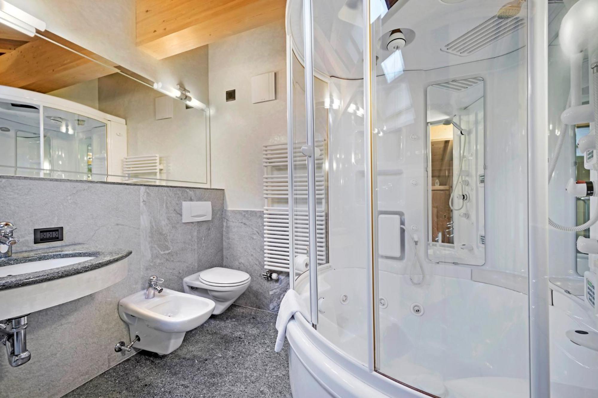 Abitaziun SüLla Spuonda - Champfer Apartment Екстериор снимка